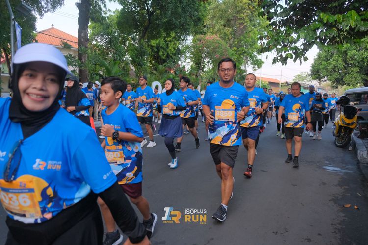 Race photo from Isoplus Run 2024 Surabaya