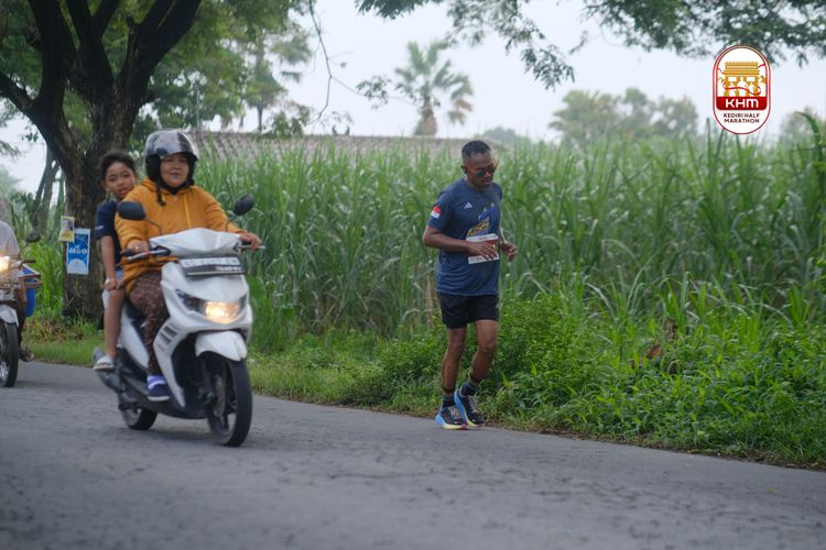 Race photo from Kediri Half Marathon 2025