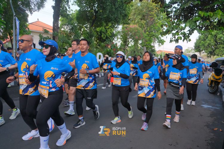 Race photo from Isoplus Run 2024 Surabaya