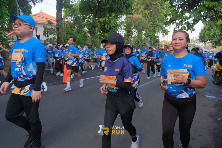 Race photo from Isoplus Run 2024 Surabaya