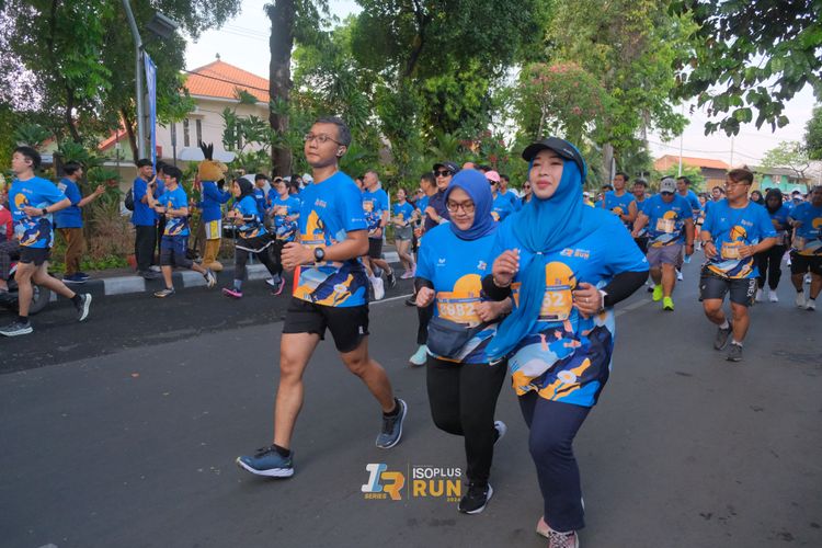 Race photo from Isoplus Run 2024 Surabaya