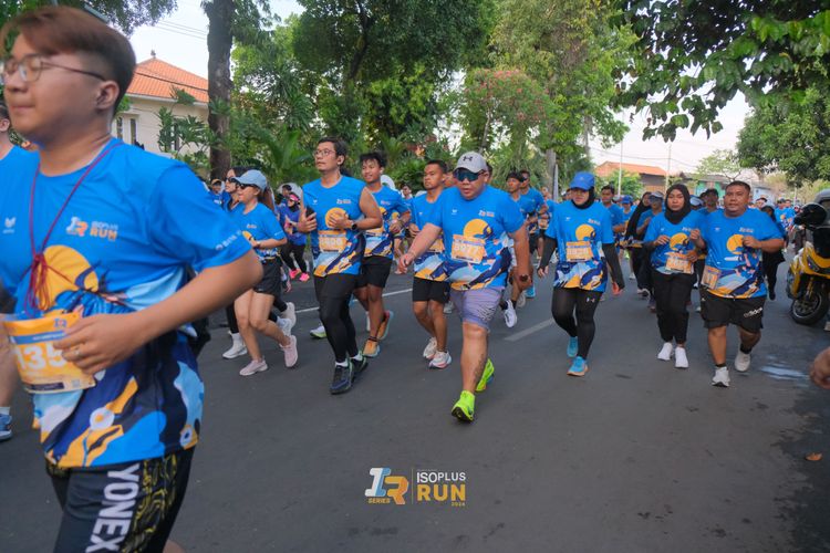 Race photo from Isoplus Run 2024 Surabaya