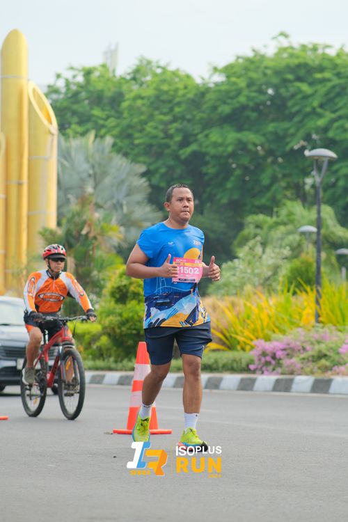 Race photo from Isoplus Run 2024 Surabaya
