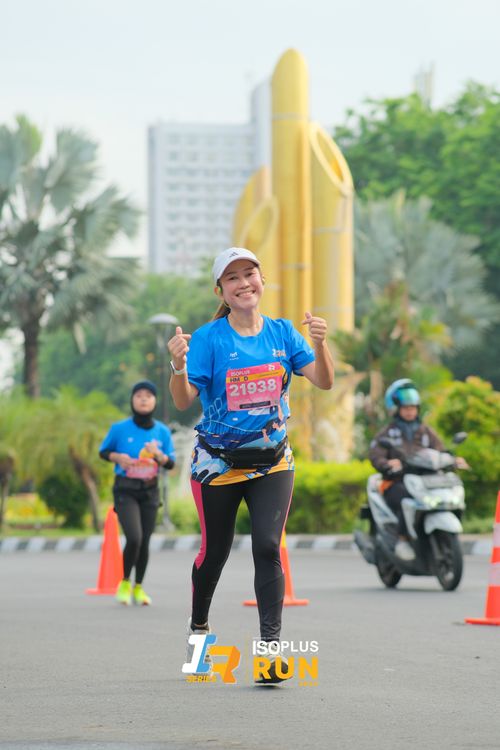 Race photo from Isoplus Run 2024 Surabaya