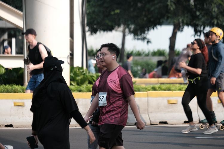 Race photo from Assurance Fun Run 2024