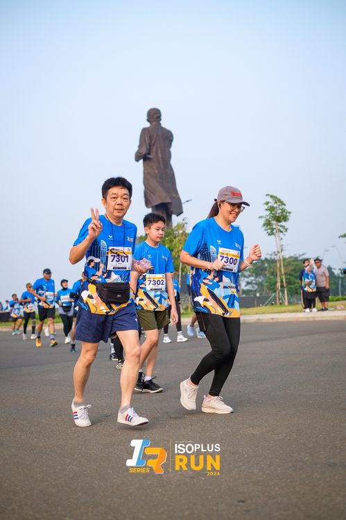 Race photo from ISOPlus Run 2024 Jakarta