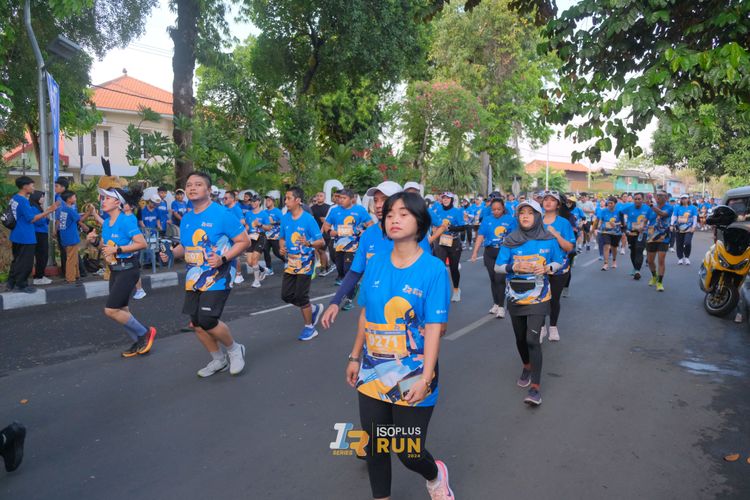 Race photo from Isoplus Run 2024 Surabaya
