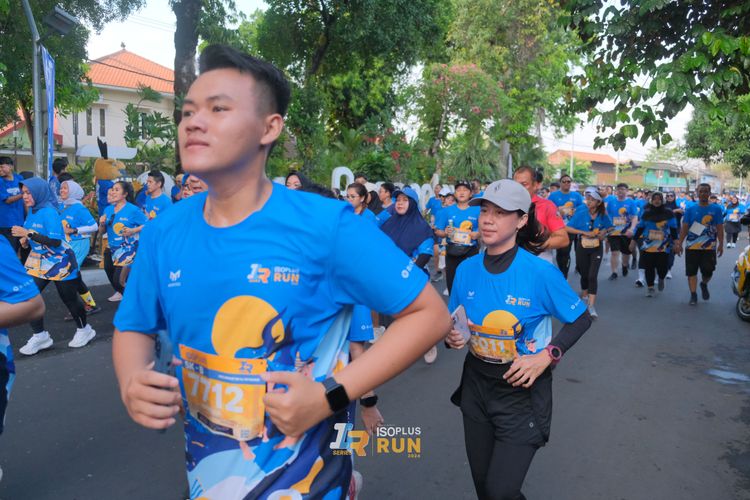 Race photo from Isoplus Run 2024 Surabaya
