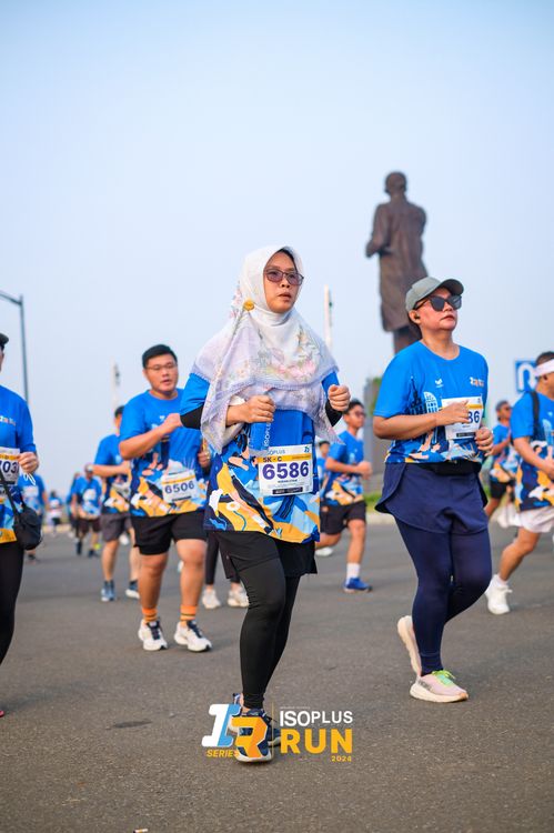 Race photo from ISOPlus Run 2024 Jakarta