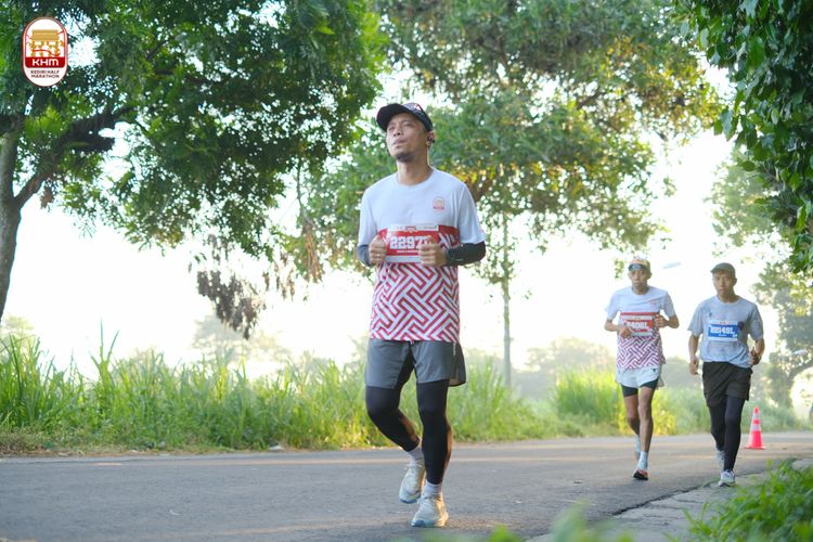 Race photo from Kediri Half Marathon 2024