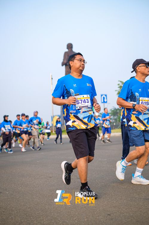 Race photo from ISOPlus Run 2024 Jakarta