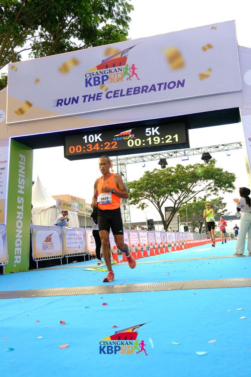 Race photo from CISANGKAN KBP CITY RUN 2025