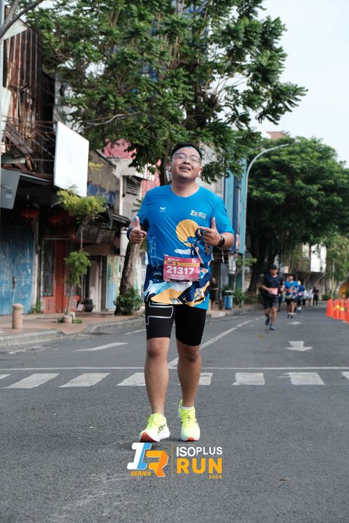 Race photo from Isoplus Run 2024 Surabaya