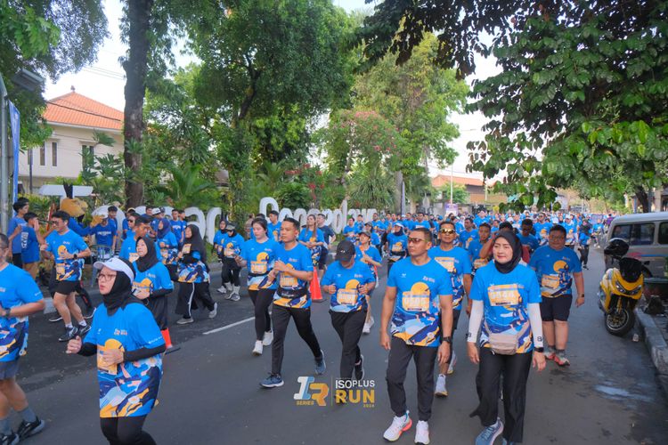 Race photo from Isoplus Run 2024 Surabaya