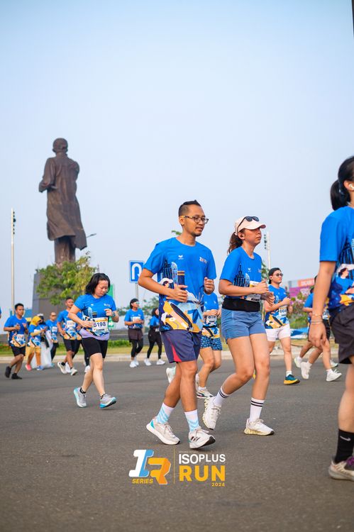 Race photo from ISOPlus Run 2024 Jakarta