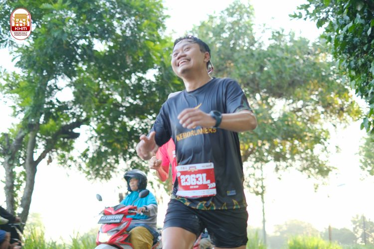 Race photo from Kediri Half Marathon 2024