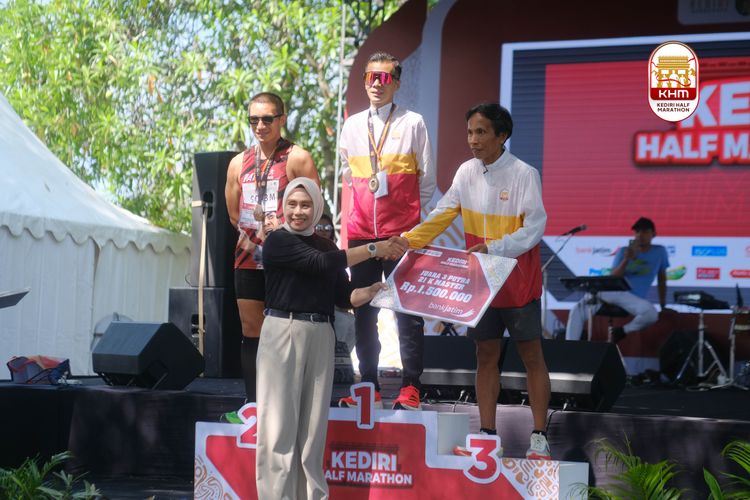 Race photo from Kediri Half Marathon 2025