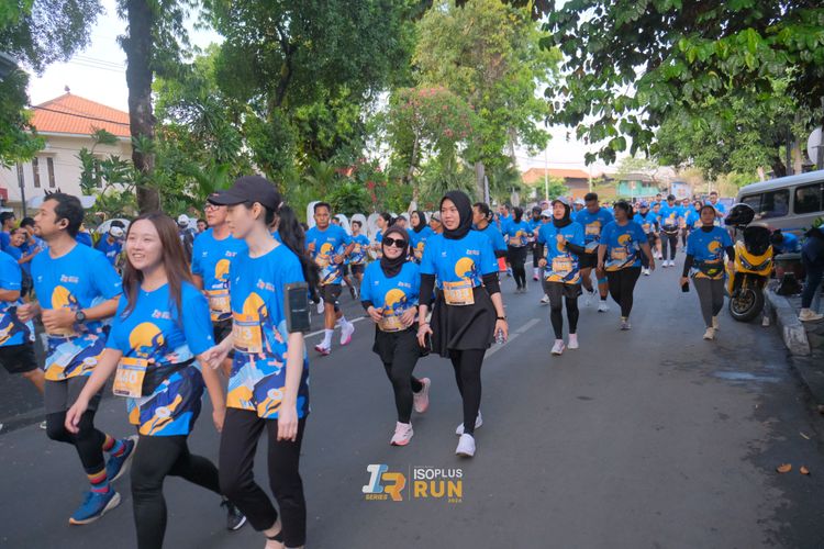 Race photo from Isoplus Run 2024 Surabaya