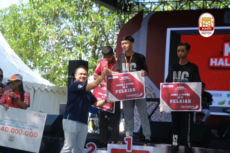 Race photo from Kediri Half Marathon 2025