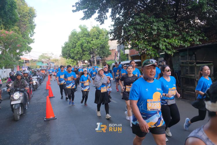 Race photo from Isoplus Run 2024 Surabaya