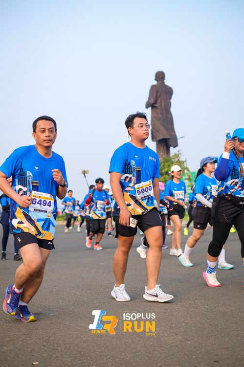 Race photo from ISOPlus Run 2024 Jakarta
