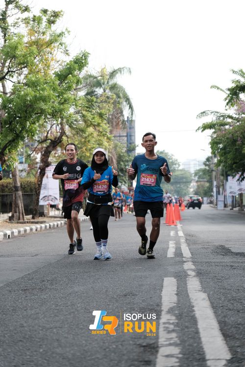 Race photo from Isoplus Run 2024 Surabaya