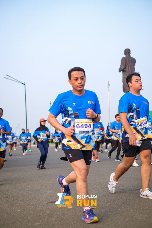 Race photo from ISOPlus Run 2024 Jakarta
