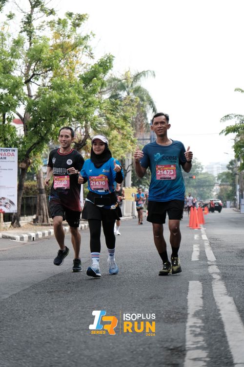 Race photo from Isoplus Run 2024 Surabaya