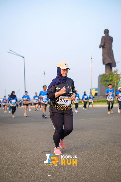 Race photo from ISOPlus Run 2024 Jakarta