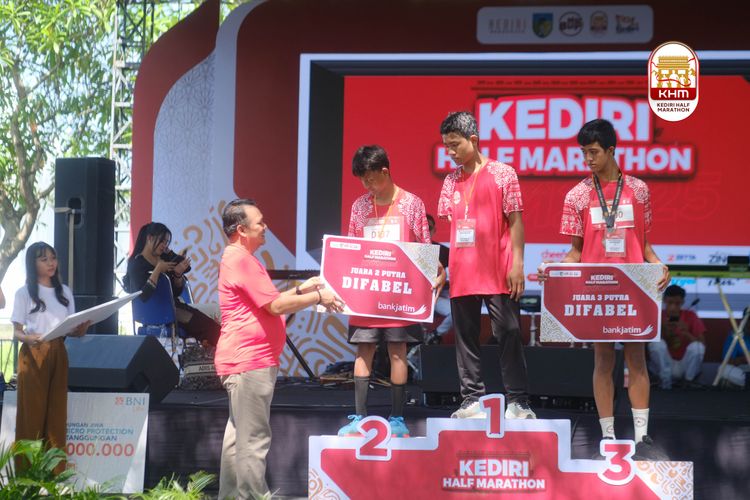 Race photo from Kediri Half Marathon 2025
