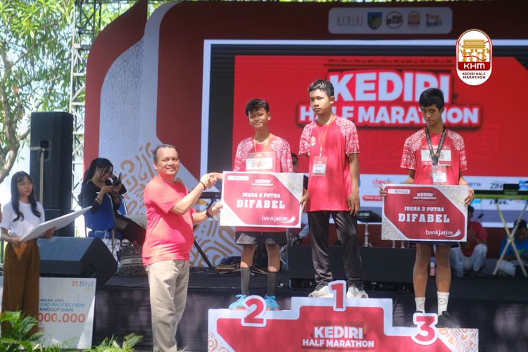 Race photo from Kediri Half Marathon 2025