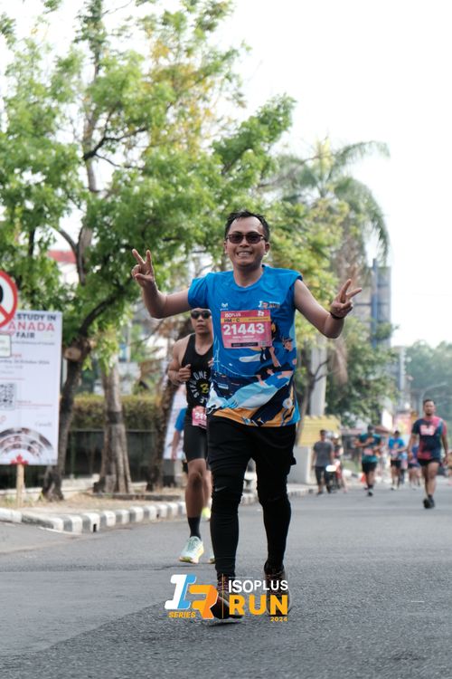 Race photo from Isoplus Run 2024 Surabaya