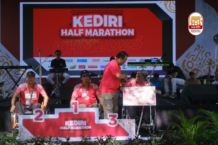 Race photo from Kediri Half Marathon 2025