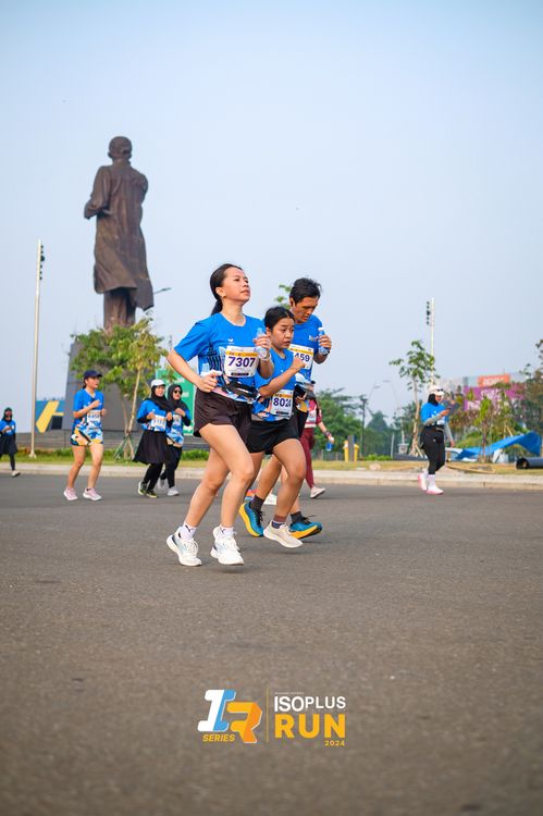 Race photo from ISOPlus Run 2024 Jakarta