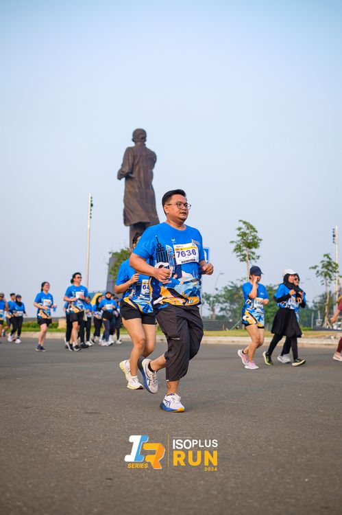 Race photo from ISOPlus Run 2024 Jakarta