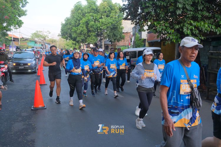 Race photo from Isoplus Run 2024 Surabaya