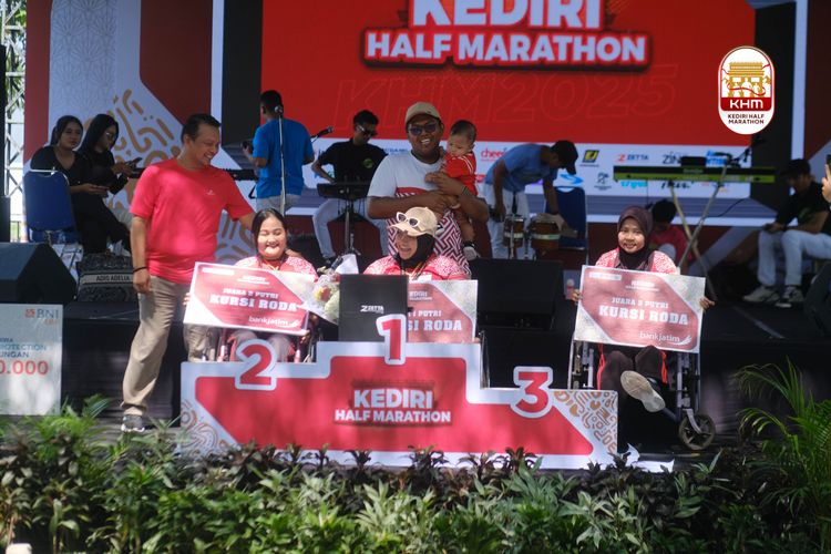 Race photo from Kediri Half Marathon 2025