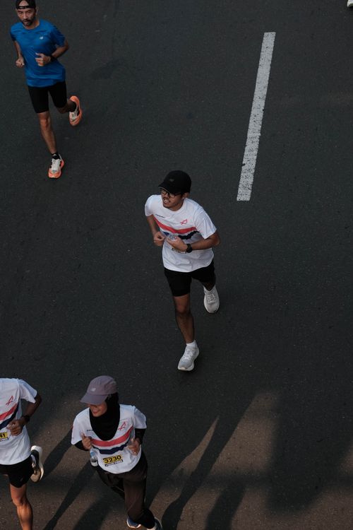 Race photo from MAKASSAR HALF MARATHON 2025 VIBES
