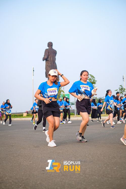 Race photo from ISOPlus Run 2024 Jakarta