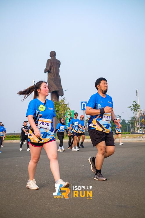 Race photo from ISOPlus Run 2024 Jakarta