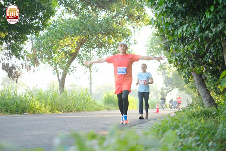 Race photo from Kediri Half Marathon 2024