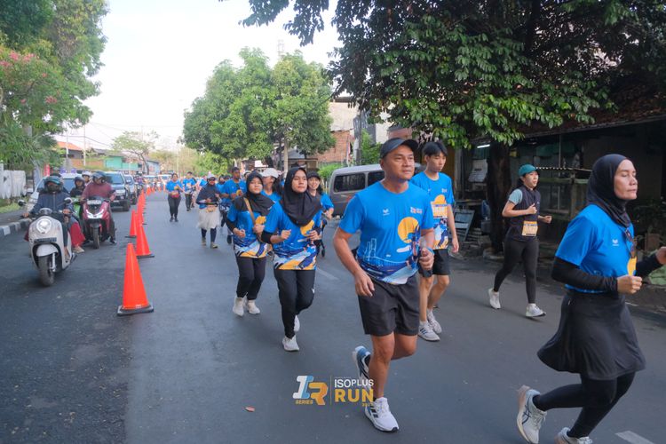 Race photo from Isoplus Run 2024 Surabaya