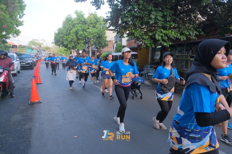 Race photo from Isoplus Run 2024 Surabaya