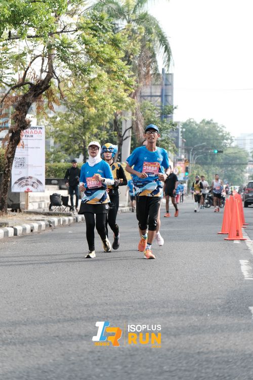 Race photo from Isoplus Run 2024 Surabaya