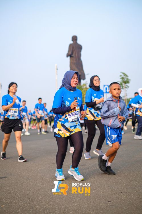 Race photo from ISOPlus Run 2024 Jakarta