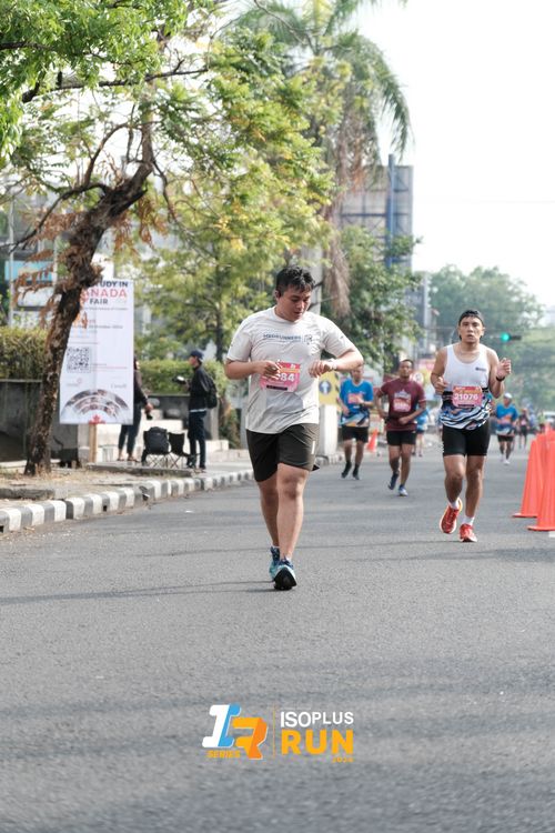Race photo from Isoplus Run 2024 Surabaya