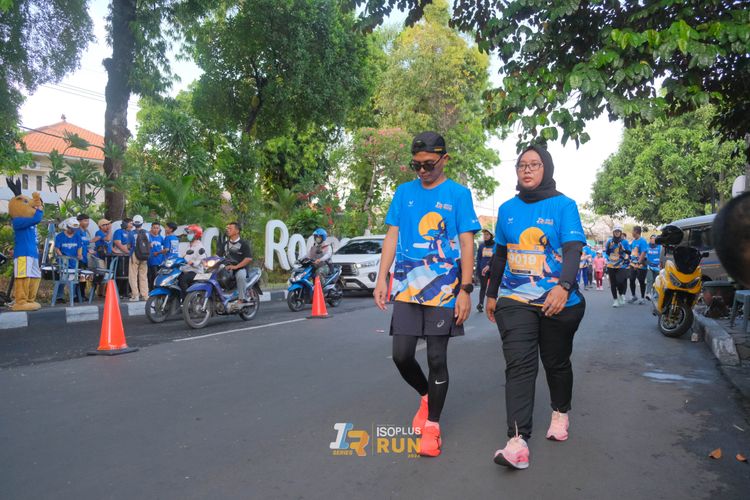 Race photo from Isoplus Run 2024 Surabaya