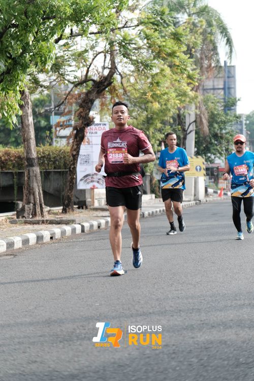 Race photo from Isoplus Run 2024 Surabaya