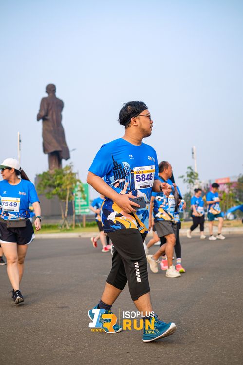 Race photo from ISOPlus Run 2024 Jakarta