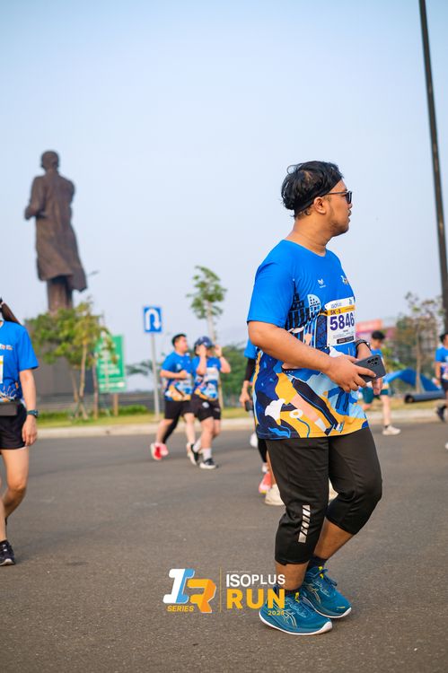 Race photo from ISOPlus Run 2024 Jakarta